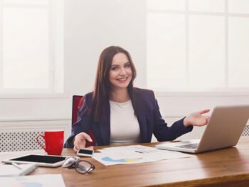 Kredyt gotówkowy online – dlaczego jest tańszy niż w placówce stacjonarnej?