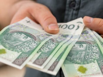 Jak sfinansować wesele? Kredytem gotówkowym na dowolny cel czy pożyczką ratalną?