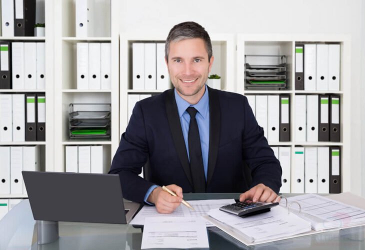 Kredyt gotówkowy dla specjalistów – dlaczego warunki są korzystniejsze?